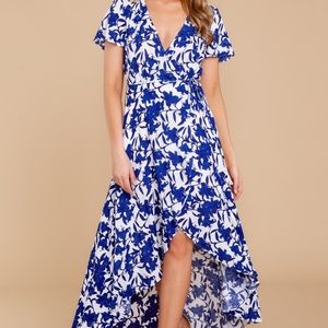 Blue and white maxi dress - so cute!
